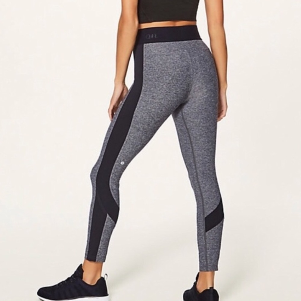 Lululemon box it out tight size 4